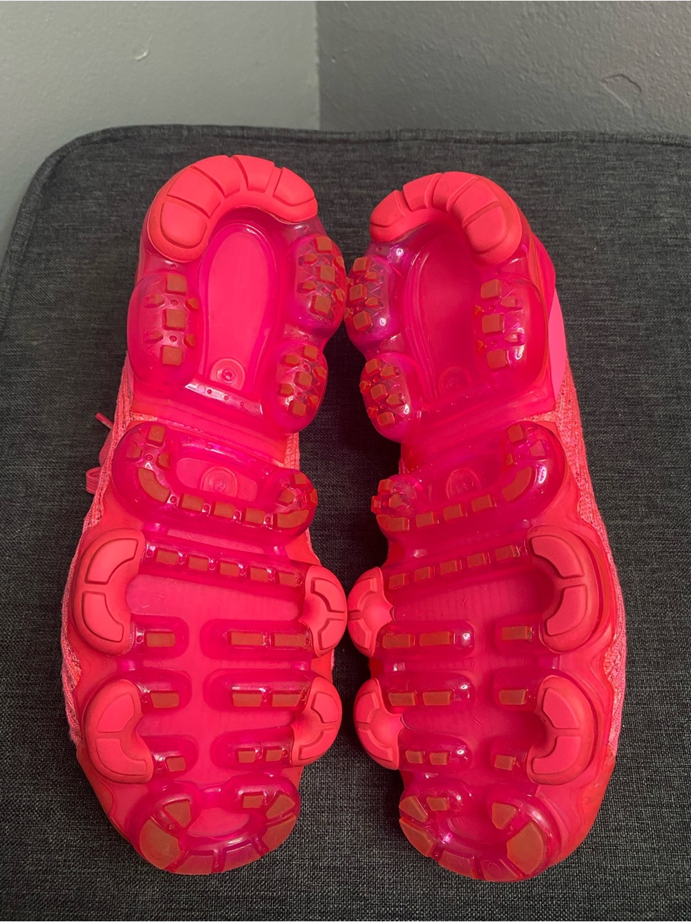 Nike Air VaporMax Flyknit 3 - Triple Pink - Picture 6 of 7